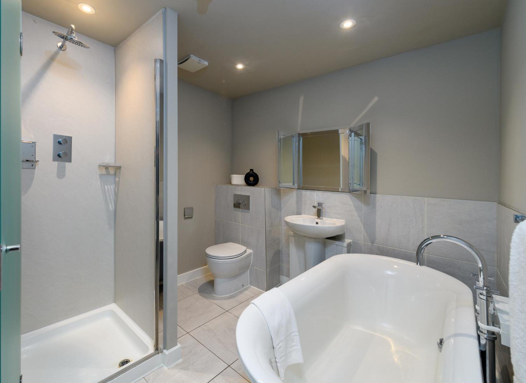 Holm House - Luxury Seaside Retreat Penarth Phòng bức ảnh